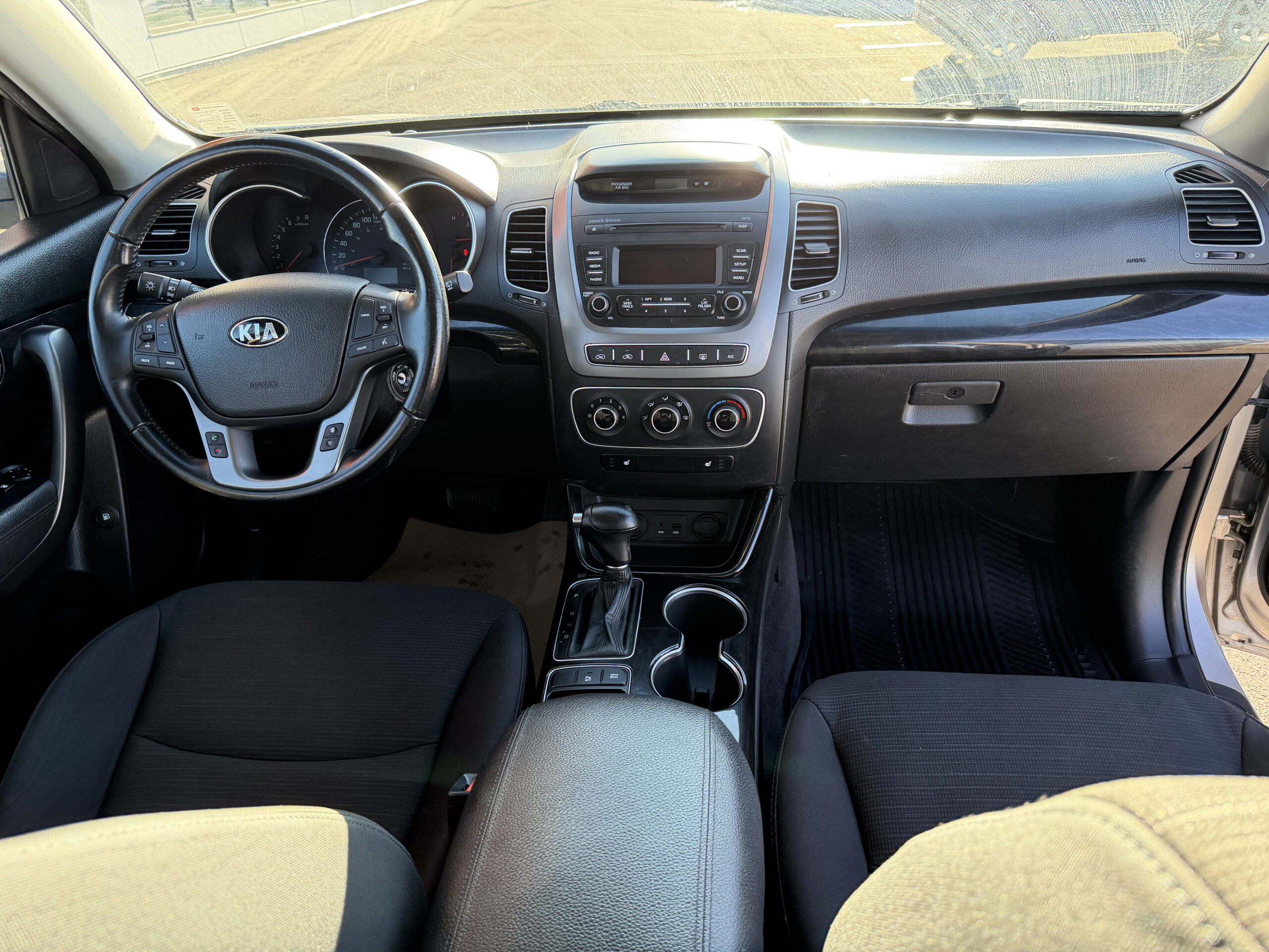 
								2014 KIA SORENTO LX FWD • MECHANIC CERTIFIED full									