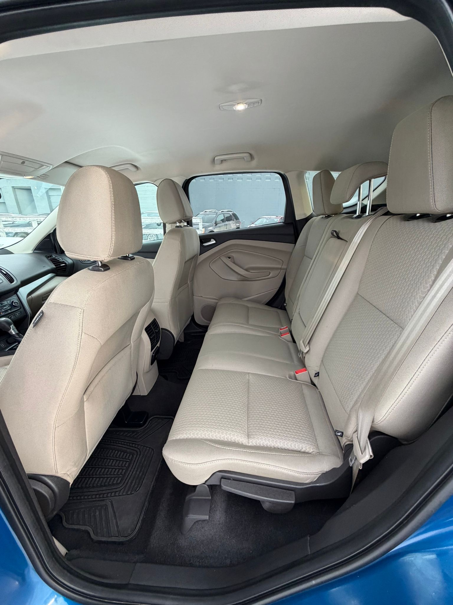 
								2017 FORD ESCAPE SE AWD • 2.0L ECOBOOST • MECHANIC CERTIFIED full									